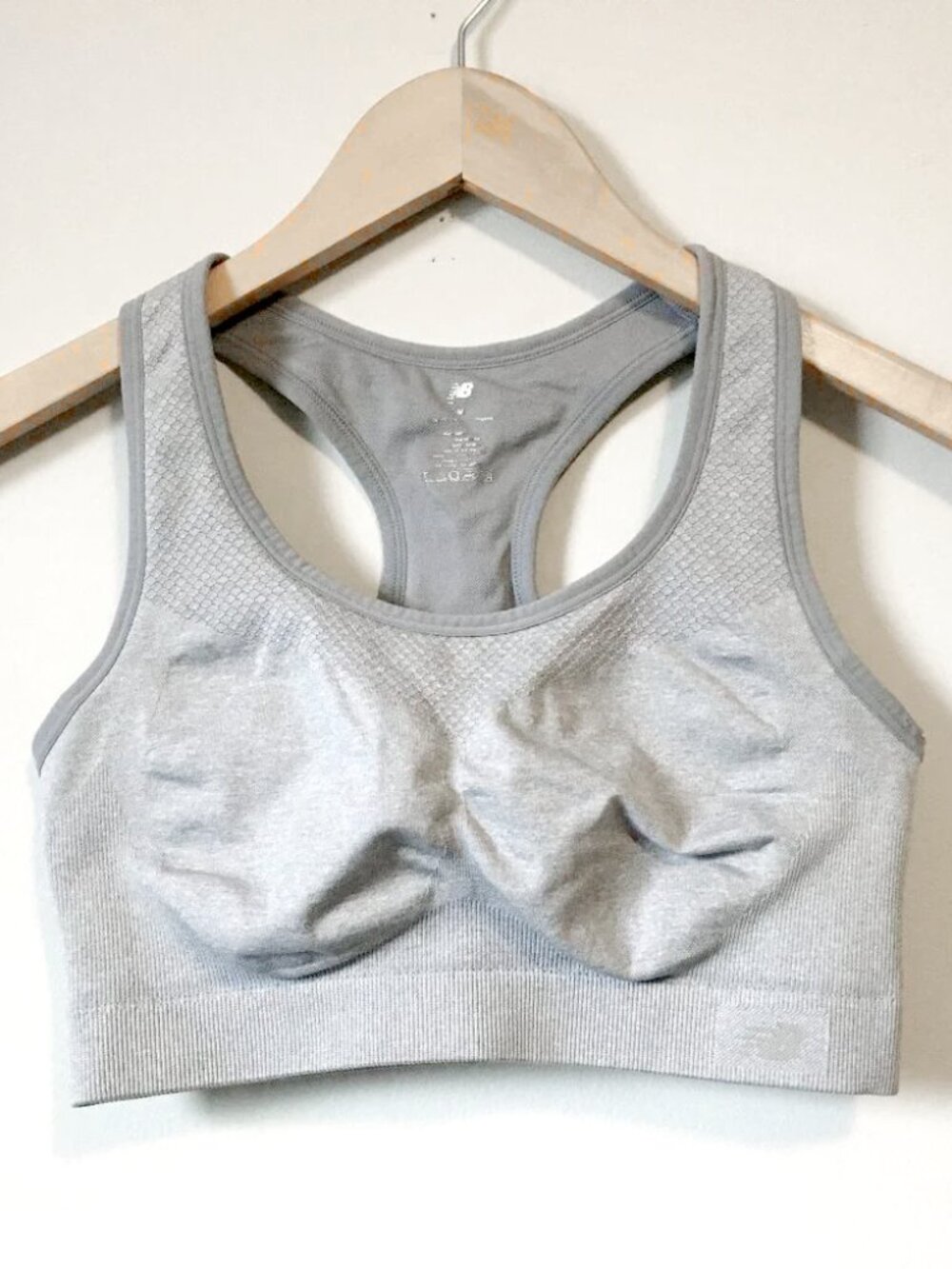 New Balance Racerback Medium Impact Sports Bra Black Size M